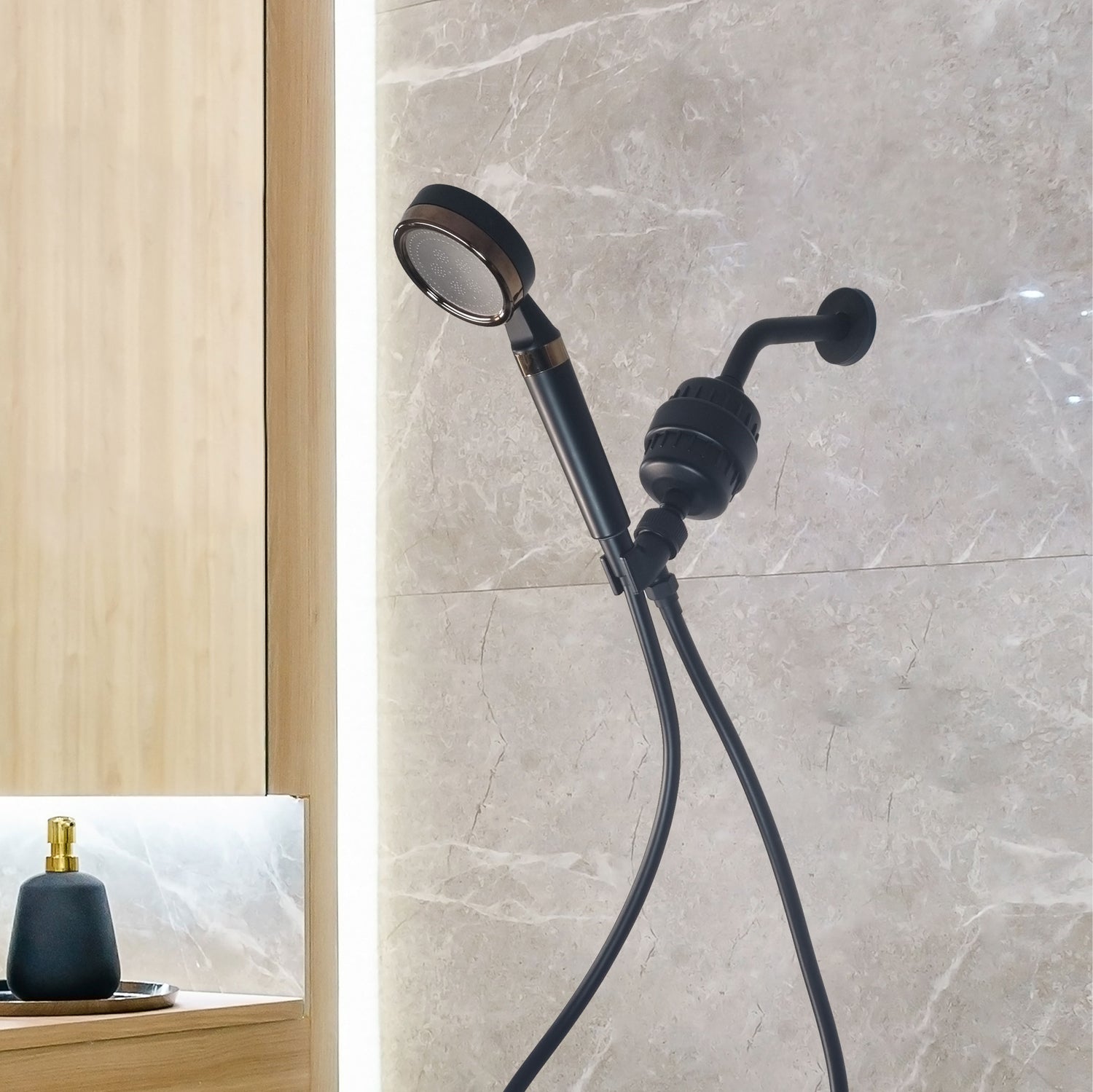 MineralStream ™ Black - Kit de chuveiro completo de vitamina C